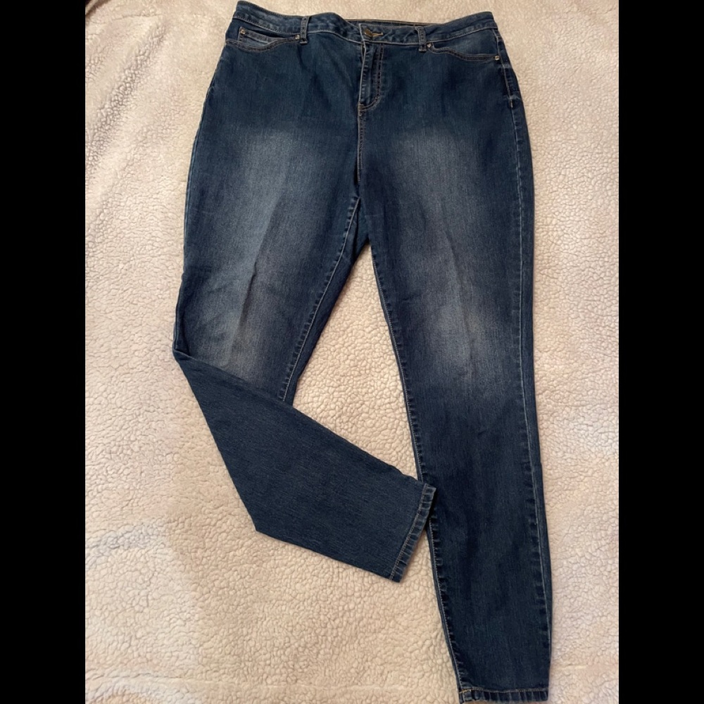 High waisted jeans